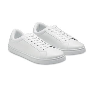 GiftRetail MO2044 - BLANCOS Sneakers i PU 44